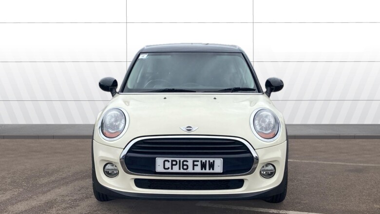 MINI Hatchback 1.5 Cooper 5dr Petrol Hatchback